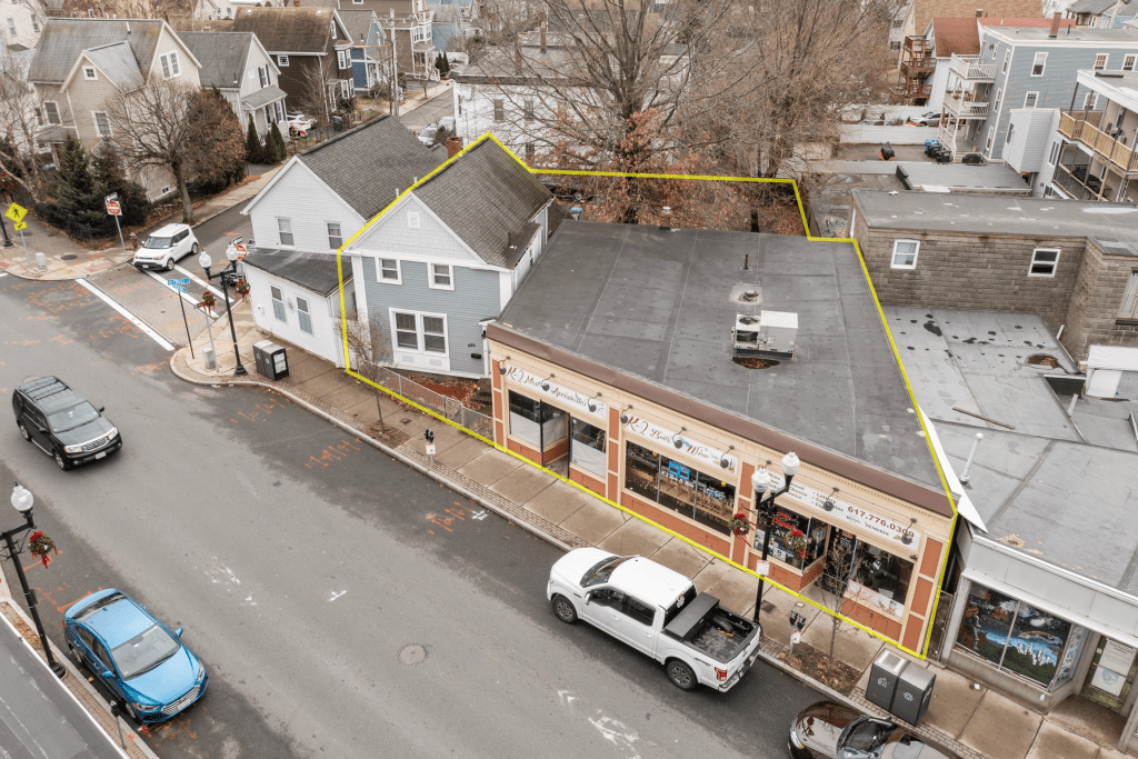 Mixed Use Condo Development Site, Magoun Square inception-app-prod/MzZhZDRhNzQtODg0Ny00YmRlLWFlNWMtYjY1Y2FmOTJiYWU1/content/2022/01/f1d1f3f79c7433994cd907854f45ebca51898ec6.png