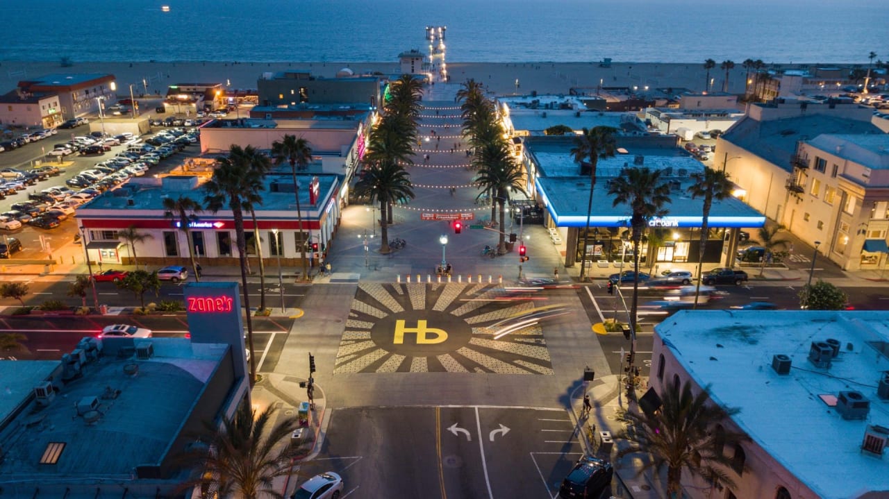 Hermosa Beach inception-app-prod/ZTJkN2ZlZGItMTM0Mi00MjhmLWE3ZTctYjYzMjUyNzVmMzFi/content/2020/12/637008834449770000.jpeg