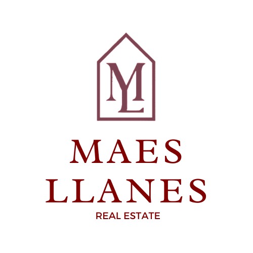 Maes Llanes logo