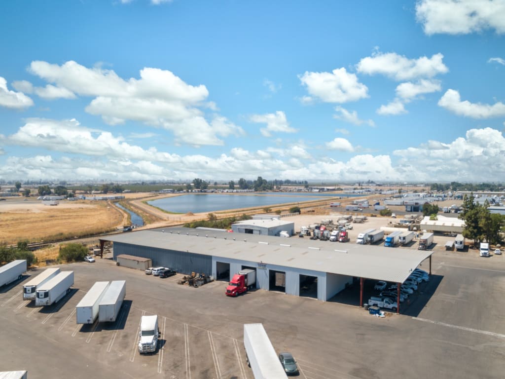 Industrial Real Estate in Fresno: What Trucking and Logistics Investors Need to Know (2026) inception-app-prod/M2U4MGFjMmYtMzk4YS00NmJmLTgzN2YtZGY2ZTZhNDkyNWE3/content/2024/08/57d3c728b4ff0578e35bf36277c5ebe320aa6a06.jpg
