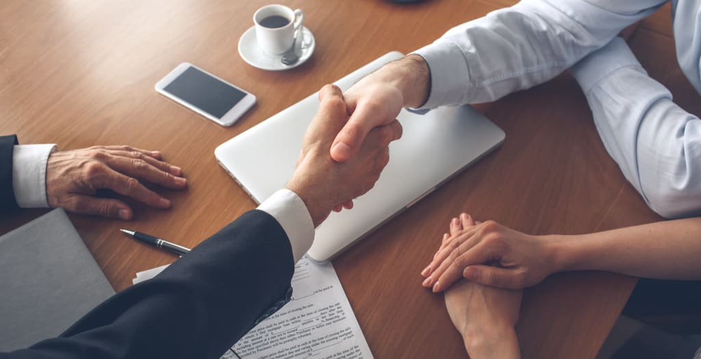 5 Things Every Phoenix Home Buyer Needs to Know Before Making an Offer in 2026 inception-app-prod/M2Y0NzM4NmUtY2YxMC00OTJjLTg3YjYtMWE0YmIyMzhiYjNj/content/2026/09/c17bef89f42f8a40fd2e3ad6d4c4f27798118be6.jpeg