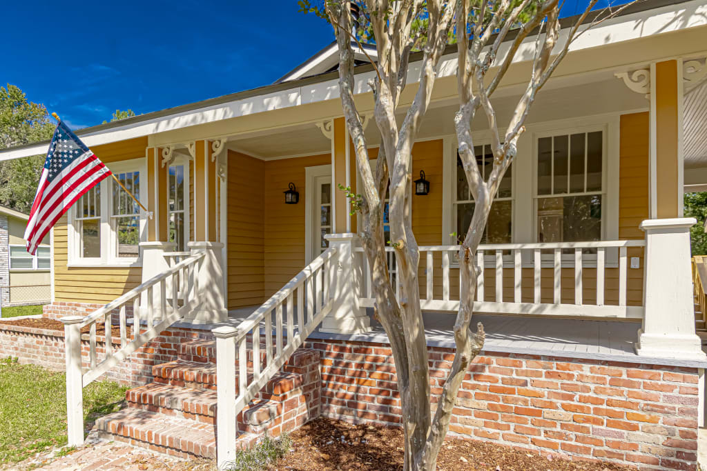 3BR Cottage for sale in Baton Rouge inception-app-prod/MDEzOTk5ZmUtOTYwYi00Mjk2LWFmOWEtNzAyMDliMWJkNmVm/content/2022/10/be536d0391e80a409f59c3b7a7b93fa5544d7308.jpg