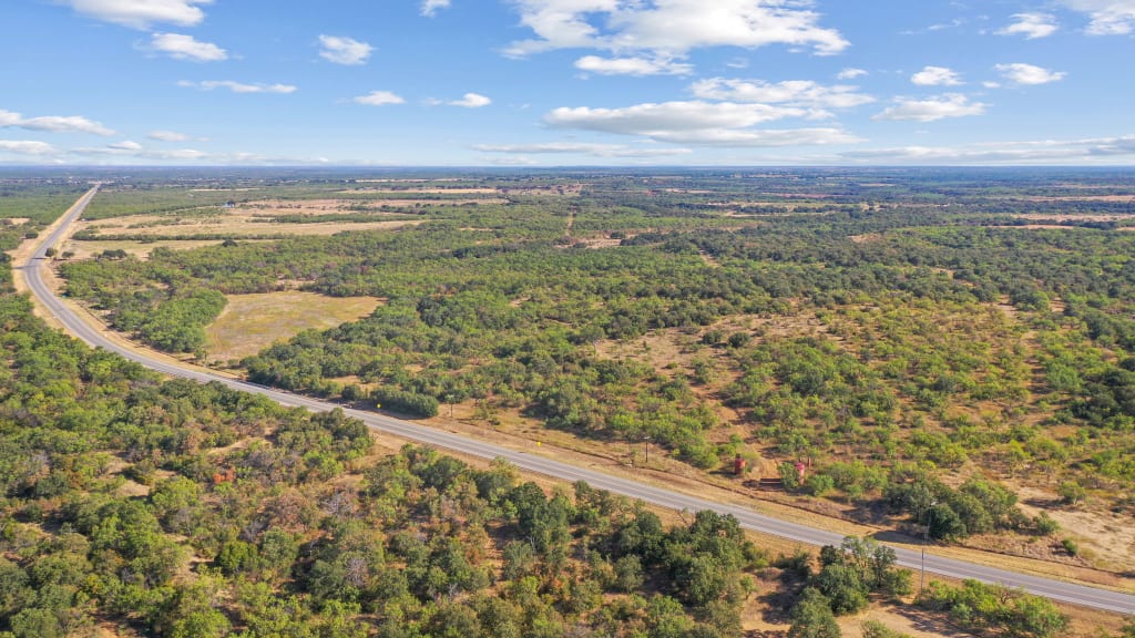 <p>24 Acres (Tract 1) Hwy 6 Moran, TX 76464</p> inception-app-prod/MDI2NmQyNDYtMTA0Ny00NGE4LTgzZTktMjU5ZTg1N2FmMTkw/content/2024/12/e559ceb74272382d1c51571540528c29c3d30134.jpg