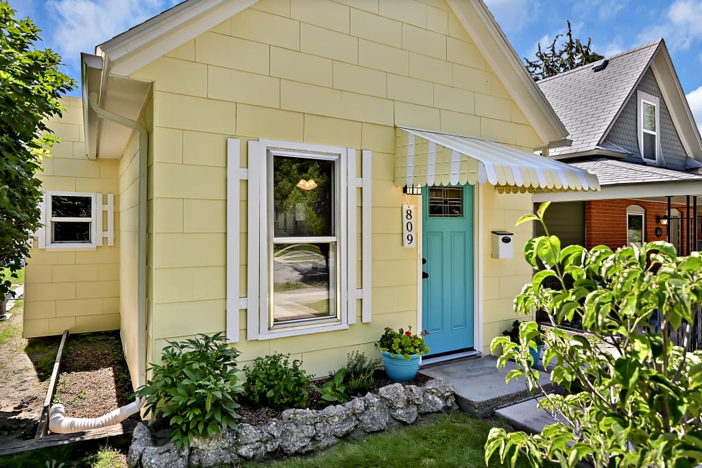 Another Happy Home Transformation Seller! inception-app-prod/MDRiYTdlMGQtYzNkNC00OGUzLWFjNmEtZjQyN2QxZTdjYTU2/content/2024/04/9306eb5e25a9e94f57351ba986329b5672221760.jpg