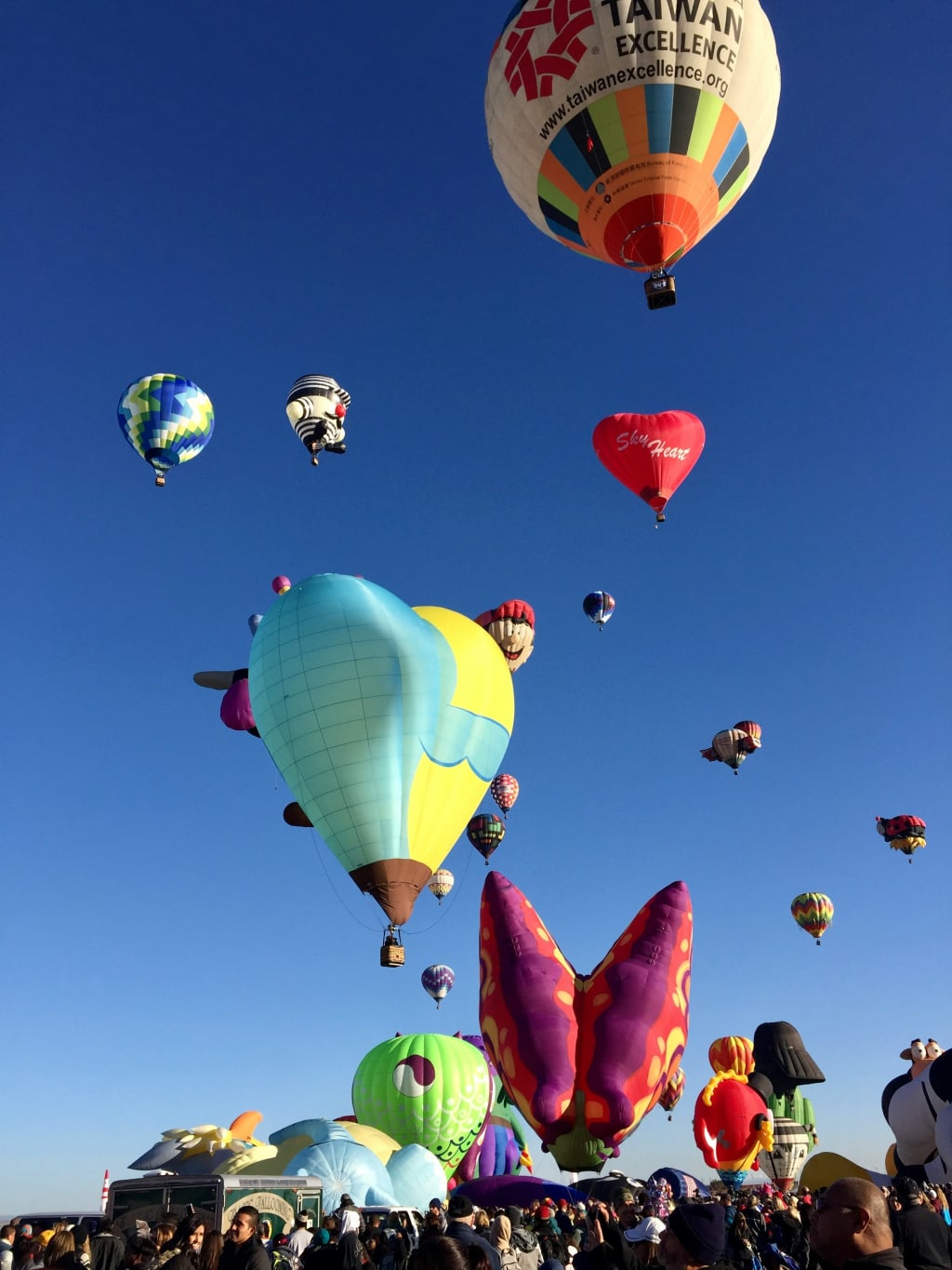 Discovering Albuquerque, New Mexico: Neighborhoods, Lifestyle, and Housing inception-app-prod/MDYwMjNjNTItNTI1OS00ODU4LWI0YzQtNjIxMzAyNTAxMjQ5/content/2025/06/323cc12c84c1ff4d086ff59b0095204393dba180.jpg