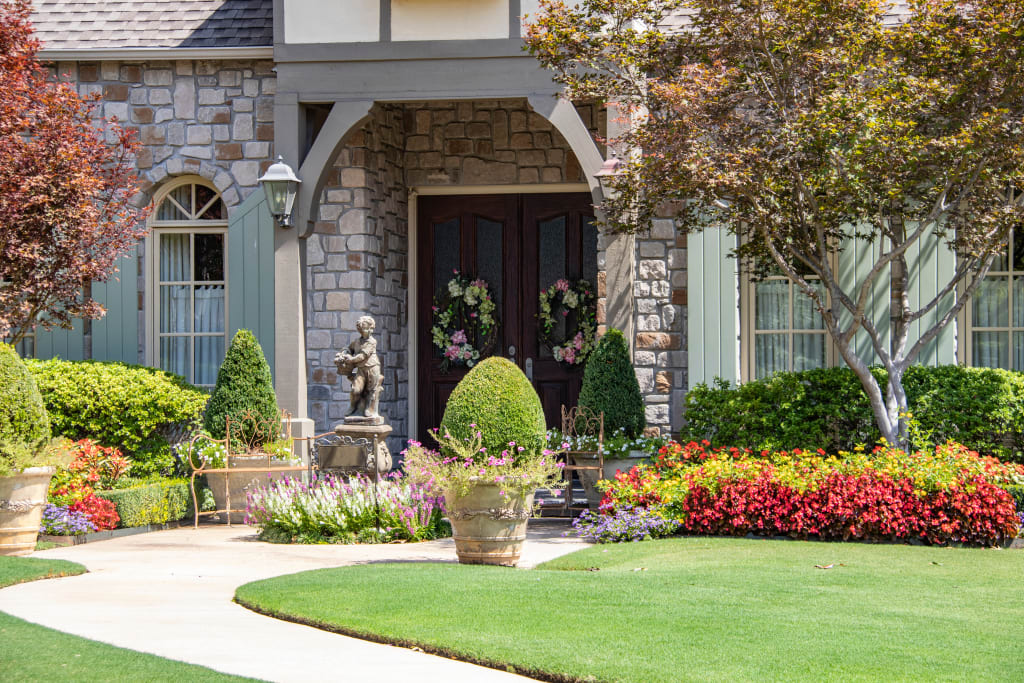 Curb Appeal Sells: Landscaping Tips Real Estate Agents Shouldn’t Overlook inception-app-prod/MDcxMjg1YTktM2E0Yy00MThlLWEzYWEtMjM5ODI3MWQ3OWRh/content/2025/06/2c8cd4aa26900c0edeadd0ba707900a754db9ed1.jpeg