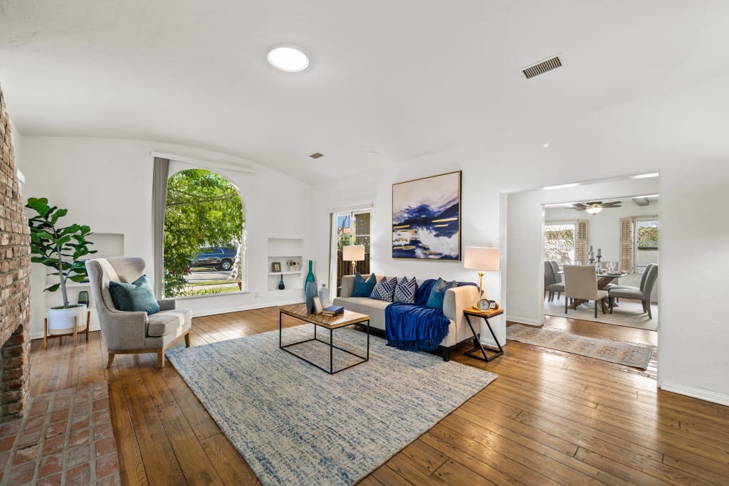 340 S La Peer Dr, Beverly Hills CA 90211 inception-app-prod/MGFkNTExOTUtZDU4Yy00MDJkLTljYTQtNGI1N2NjNWMwOTkw/content/2023/05/61ab761ab8352921b240472dd035055258493c1d.jpg