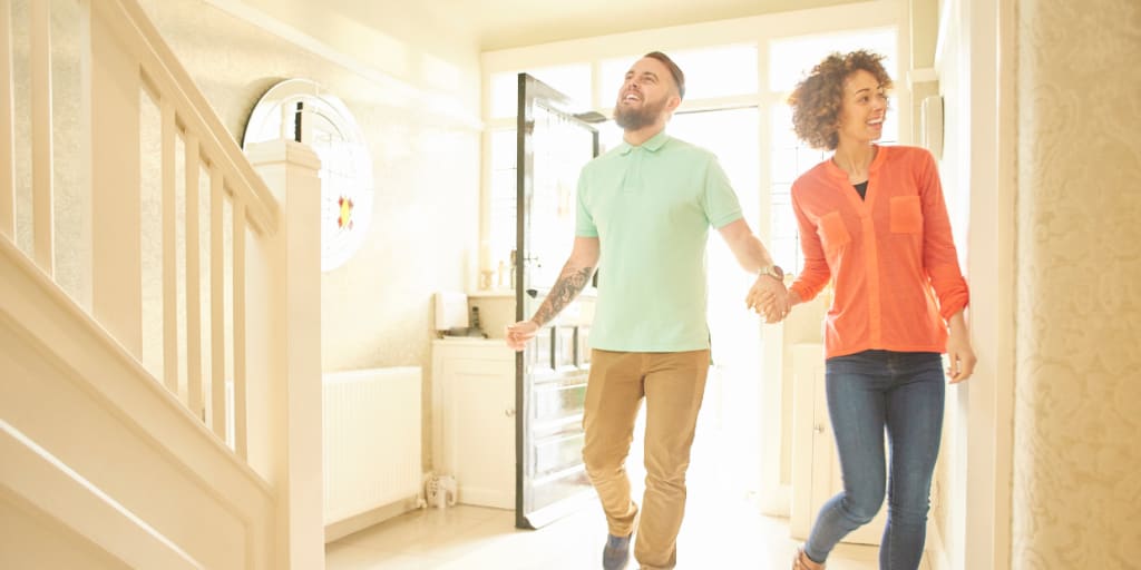 NAVIGATING OPEN HOUSE TOURS inception-app-prod/MTJjMTc4YzEtY2JiYS00MTdlLWFjZDQtMDg0MGY1NDg2Mjc0/content/2024/02/f84f616389a3d7a368b9588d0abbd05a6030c5c4.png