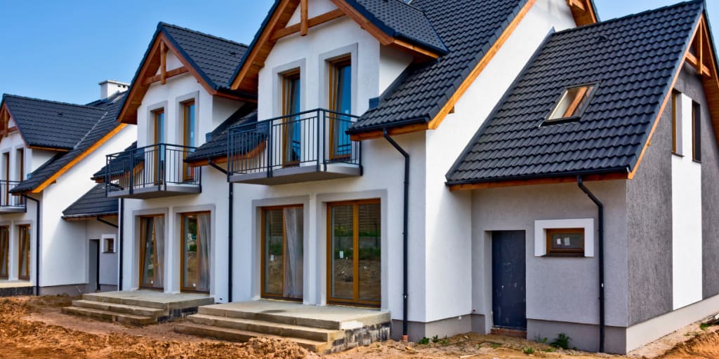 FRESH START: THE PERKS OF BUYING NEW CONSTRUCTION inception-app-prod/MTJjMTc4YzEtY2JiYS00MTdlLWFjZDQtMDg0MGY1NDg2Mjc0/content/2025/09/dc00e56db13b3e3a640b6b512681c2875ace01f7.png