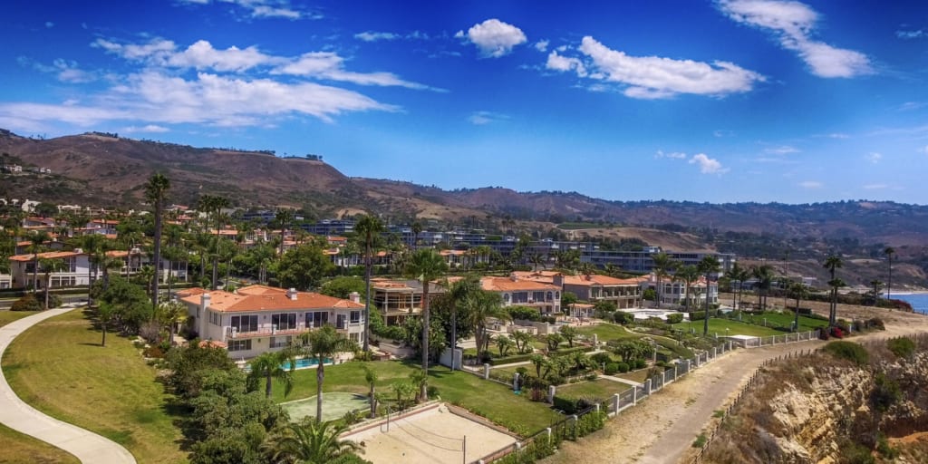 <p>Palos Verdes Estate</p> inception-app-prod/MjJhNzg3ZTEtNmQ5OS00NzgwLTllMTQtMTZlNjllOGM1Mzli/content/2025/02/8c16e87e249541729fe66825ee88dd998ce2219a.jpg