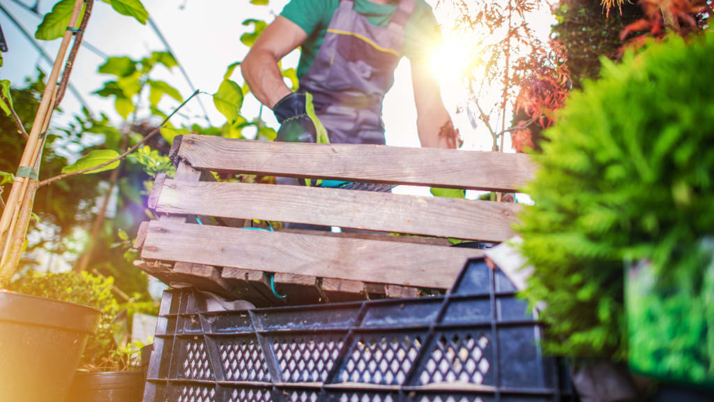 A Yearly Maintenance Guide for Homeowners inception-app-prod/MjdjOGUzY2YtZTAzNC00YjBmLWI2NmYtNzFlYjU2ZGUxOWY0/content/2023/04/b552bca83db3e4e7e035cd245e5bb7b3c9ce50a2.png