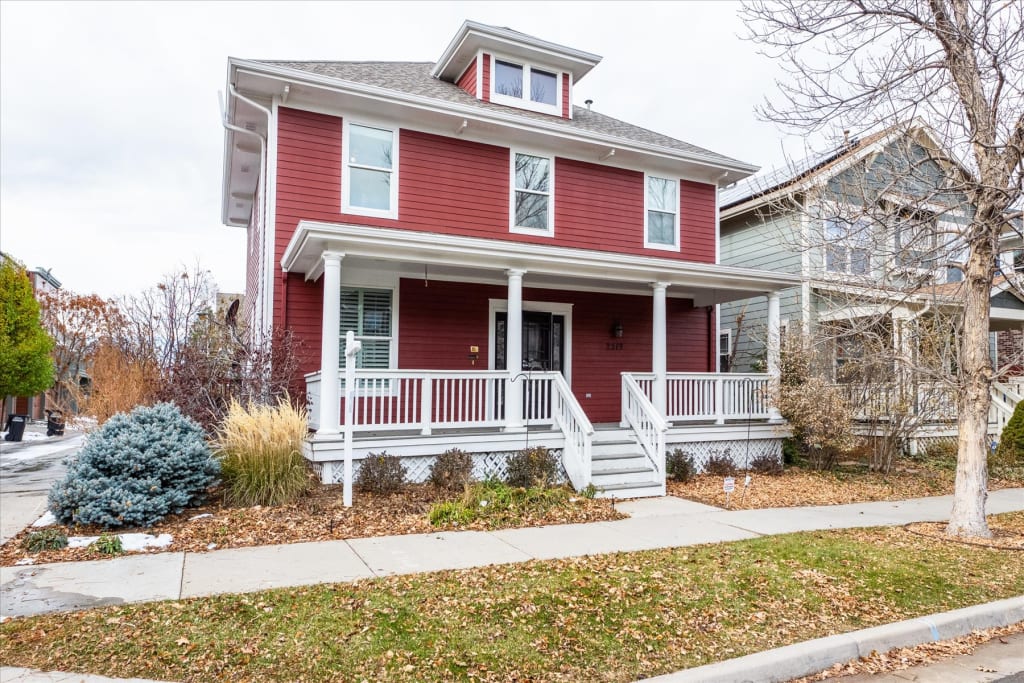 Luxury Central Park Home For Sale inception-app-prod/MmIxZmU0ZTctMzlhOS00NThkLWJjY2QtYjUxNjAxODExMzZk/content/2022/11/b7d924377cc6d172ca9462d1081a63e204512785.jpg