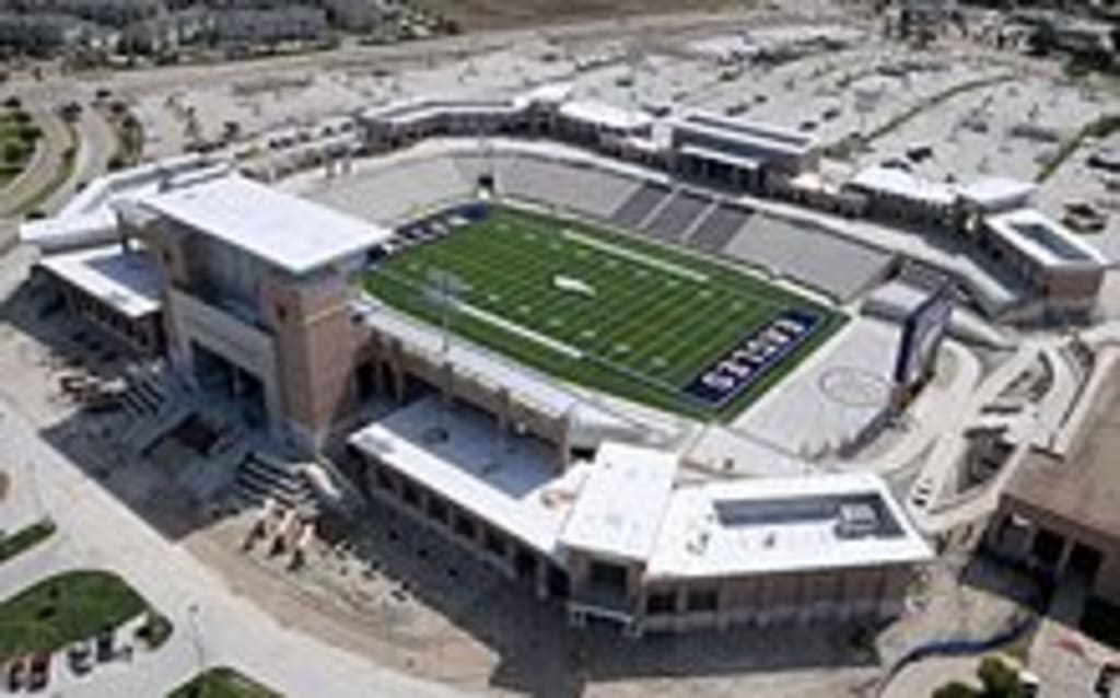 inception-app-prod/MmNhZDM5OTctMmY1ZS00NDNiLWExYWItMTc1ZWM2NmYwMGE2/content/2017/11/allen football stadium.png