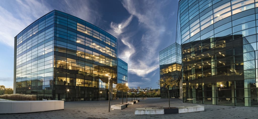 The Hill Valley Difference inception-app-prod/MmQwZjk2NDMtMzE1NS00MmM5LWIwYmEtZDgyMmZjMzU4NDcy/content/2020/04/aGlsbC12YWxsZXktY29tbWVyY2lhbC10aGUtaGlsbC12YWxs.jpg