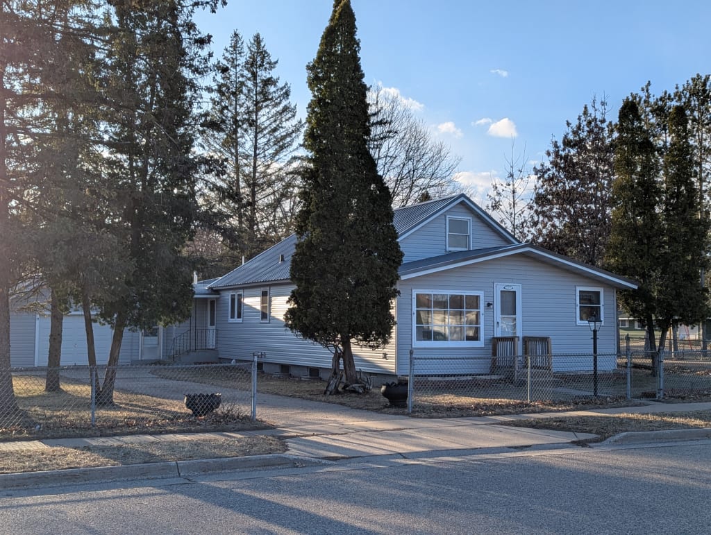 Rental Properties inception-app-prod/MzdiNmE5NzgtOWRlMy00NDIyLTk2YTMtZGRhZTkxMzgyODM1/content/2025/06/042a48ba96fcc05ce78f1316e0c8dc3a010678c2.jpg