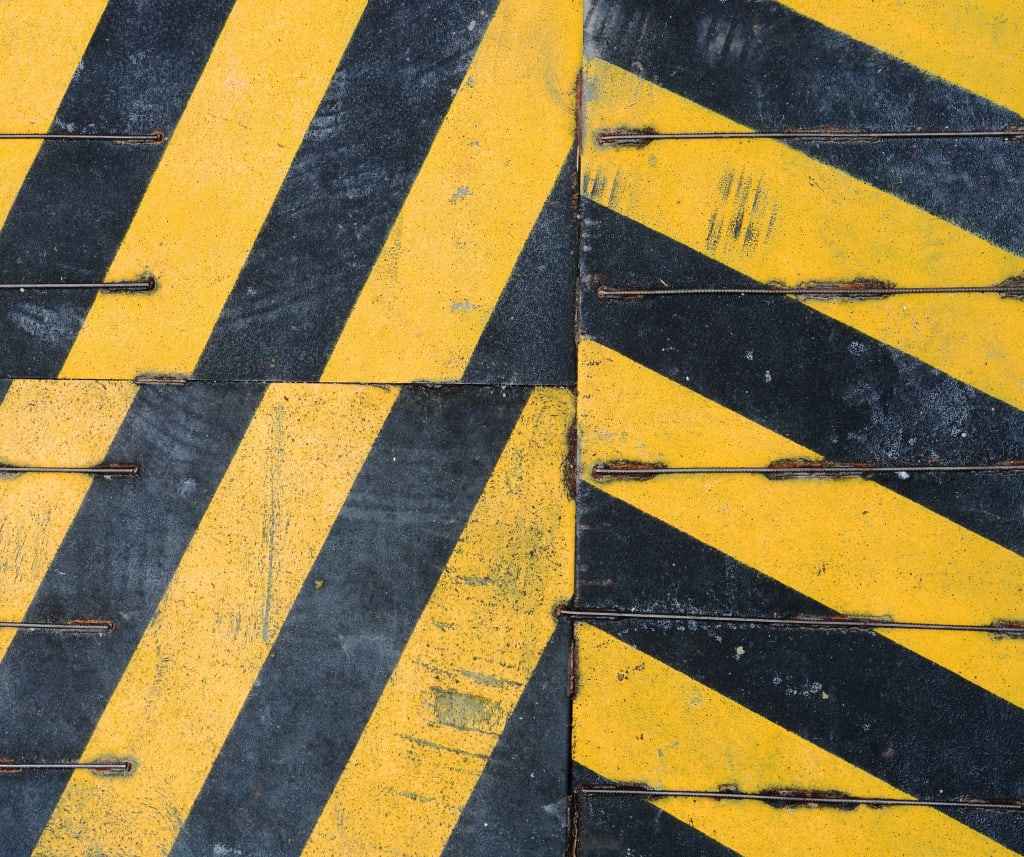 What NOT to do when buying a home. inception-app-prod/N2I3MTA0OTQtYTgwNS00M2UwLWFlOTctZDFjYjJhMDA3MTBi/content/2021/07/pop-zebra-4q3Ogm3Kt44-unsplash.jpg