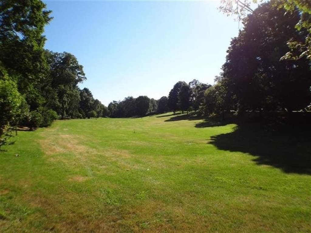 Update: Weston Real Estate Inventory Skyrockets! inception-app-prod/NDg1YzcyMDEtMTVhYi00ZmEyLWEwMDgtZDk2ZTc0YjQ1Zjkw/content/2024/03/4becdf3b232676196b29e8684a88db2fce7b7bb1.jpg