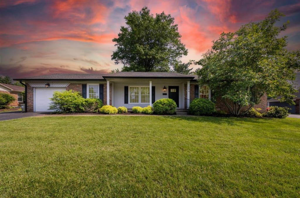 Why Real Estate Continues to Lead as a Long-Term Investment inception-app-prod/NGQzZjZmNTAtZjQ0NC00OTZkLWI3YTEtNzI0M2ViYTE0ZWY3/content/2025/07/dbae90b67e28718f7f386f51b6ecc39fc276c80f.jpg