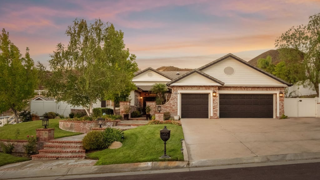 15263 Saddleback Rd | Sand Canyon | Santa Clarita, CA inception-app-prod/NTY3MDQ4YTctODhlYS00ZDAwLWI0MTYtNjczMmNiYTNjMWI5/content/2026/09/8923228aee6153c2ec72ec581090c9fb414a5f6a.jpg
