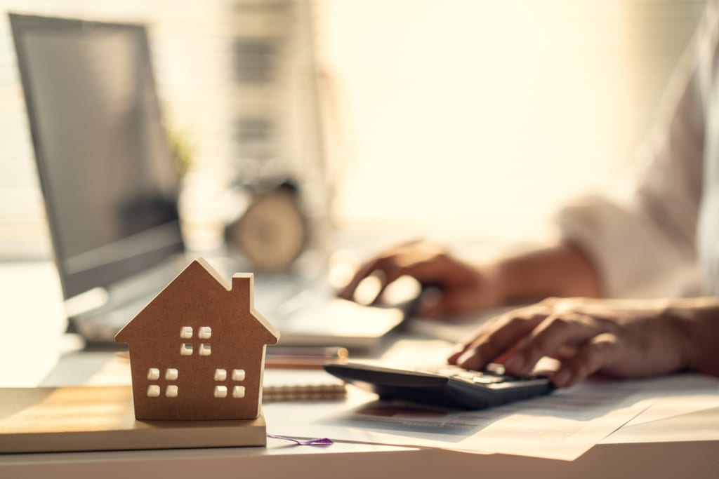 Year-End Tax Planning for Homeowners inception-app-prod/NjFmY2NhNDktMGVkNC00MDFhLWJkNjEtZWFiZmUzMGVkN2Iz/content/2023/11/37235246c9d041ea01dcad9054f3354c5c1dcfce.jpg