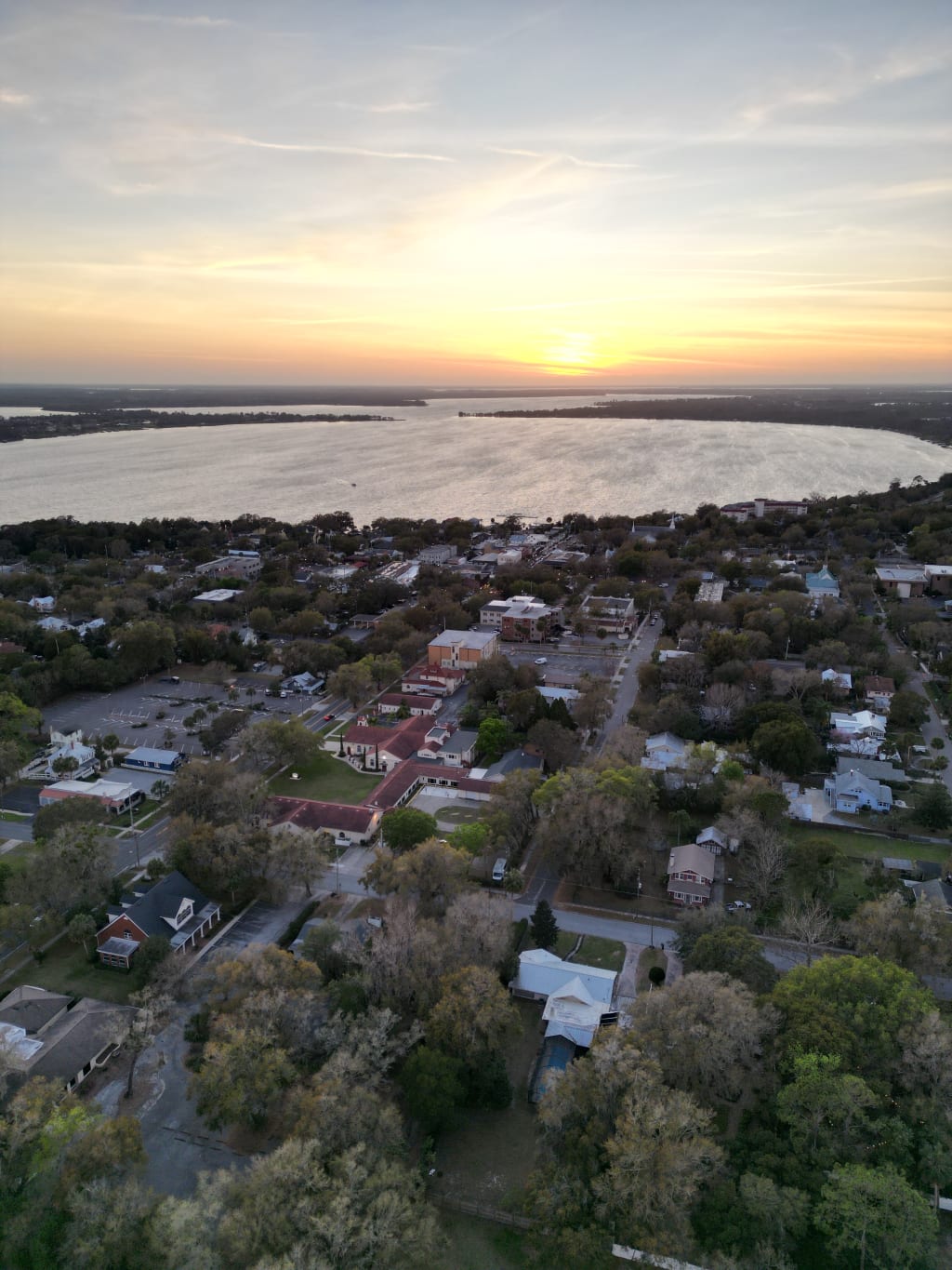 Navigate Mount Dora Home Prices and Inventory With Confidence inception-app-prod/NjcwZmU3ZGQtY2YwNS00MWZjLTgxZjctYWFiMThlMmI4NzVi/content/2026/03/32433724a7ab5e93fab464abebe212e8414cd60b.jpg