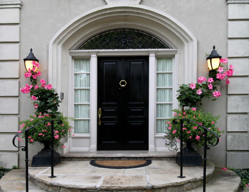 Open House Prep Guide: Get Ready In 5 Steps inception-app-prod/NjhhMGVhYWUtOTczMS00YTBlLWI4MWUtMTdmZjBhOTI0Y2Jl/content/2020/10/42c9ba7a-e5ce-4032-9223-109410abf89d.png