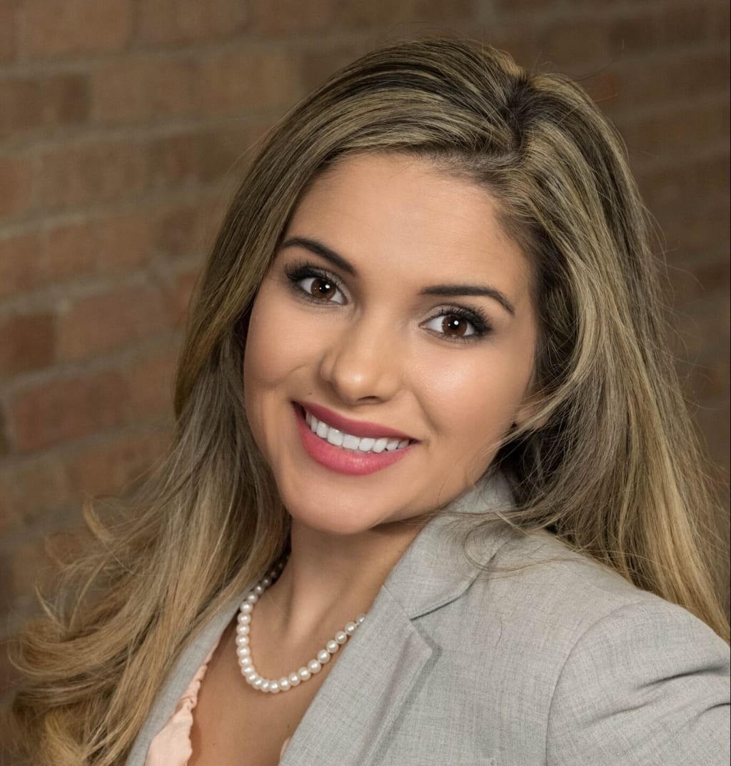 Top Agent Magazine - Maribel Lopez inception-app-prod/NjkwZTk3ZDgtMzVkNC00NDM1LWIzMzgtZTQ2YTNiYWQxMTFm/content/2024/05/f2c8191929b7afe2dba3c615ea61233c94a62e29.jpg