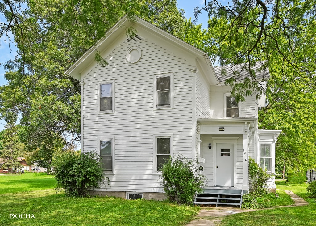 Offset a Mortgage With Rental Income inception-app-prod/NjkwZTk3ZDgtMzVkNC00NDM1LWIzMzgtZTQ2YTNiYWQxMTFm/content/2025/03/2ab77411a0af5179ee5996afc4967cb7959ee09e.jpg