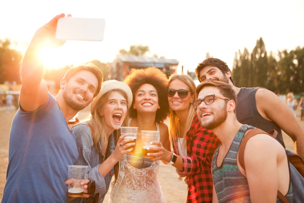 The Best Spring Festivals & Events That Make Northeast Cities a Real Estate Hotspot inception-app-prod/NjllNDFiMmEtOGY5Mi00ZTI1LTliZTUtMzA3MDEwMmQyY2Fi/content/2025/04/9b86011d3db130236f4a169649870bc2ab3d0678.png