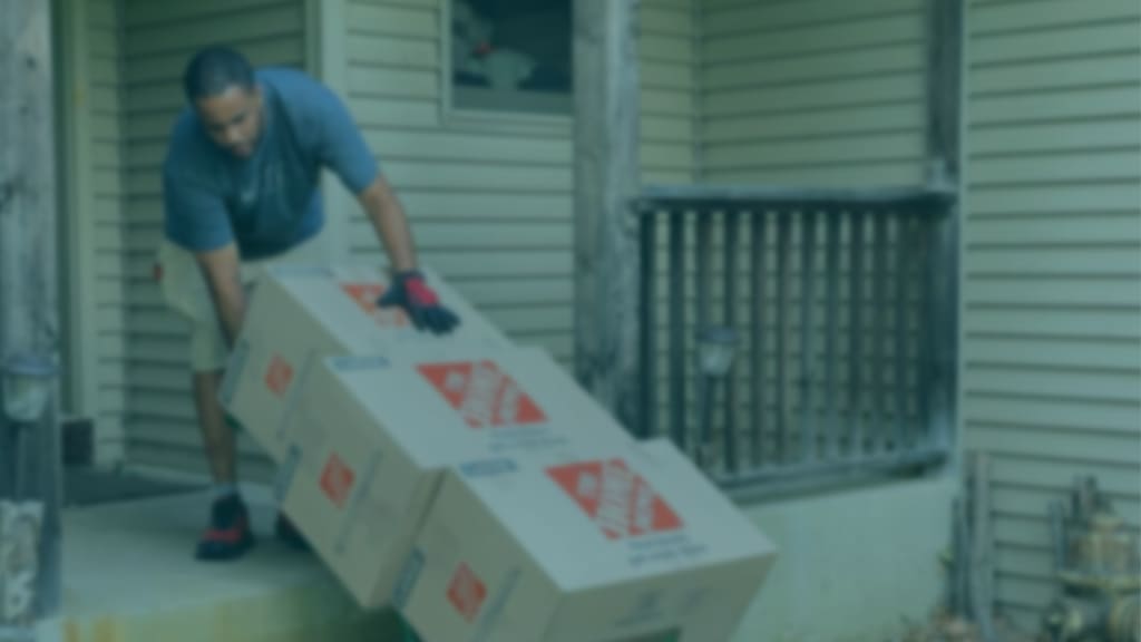 Local Business Highlight - Rob Lark with R&L Express Moving and Delivery inception-app-prod/NmEwNzBmMGYtMmUxNi00Yjk4LTgxZDYtYWQ1NjI2ZjAyZmY4/content/2022/08/22dc391ae04772a4fba86dcd3a6a0bc32b7c4ce2.png