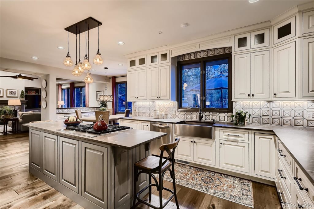 65 Indigo Way, Castle Rock inception-app-prod/NmFmNWQwNWItNGFiOS00YmZhLWFmMzQtMGI5NmU5OWU3OGEy/content/2022/01/2779e263b72bbe31d71d6be2aed43a5ecacf66a1.jpg