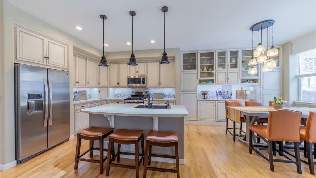 9691 W Indore Drive, Littleton inception-app-prod/NmFmNWQwNWItNGFiOS00YmZhLWFmMzQtMGI5NmU5OWU3OGEy/content/2022/02/33f19f678630e6e7229cf802462f8fb9c54849bc.jpg