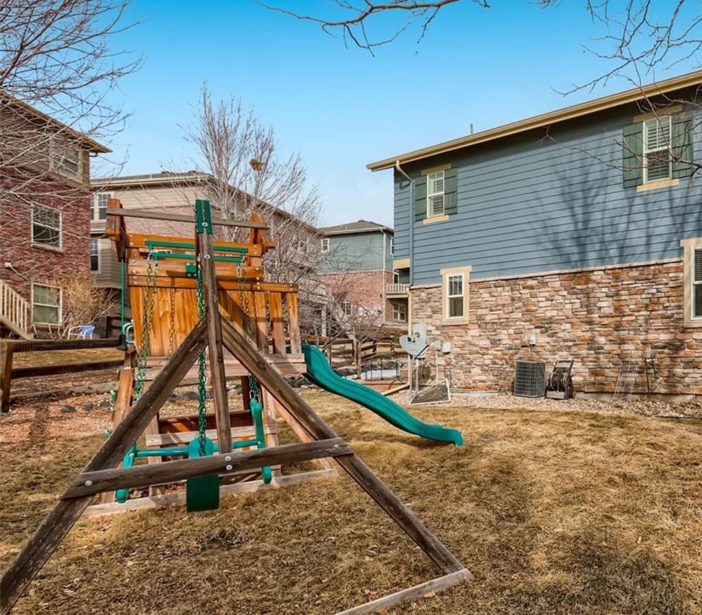 7055 S Fultondale Circle, Aurora inception-app-prod/NmFmNWQwNWItNGFiOS00YmZhLWFmMzQtMGI5NmU5OWU3OGEy/content/2022/02/51a08ffa160eb7a89d9baa9bb1283f253db85a79.jpg