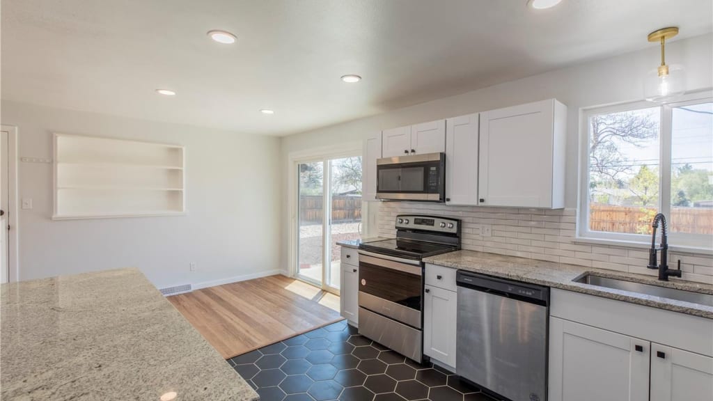 6840 S Bellaire Way, Centennial inception-app-prod/NmFmNWQwNWItNGFiOS00YmZhLWFmMzQtMGI5NmU5OWU3OGEy/content/2022/05/83ed611d6888ad72cbc7f41055f8ed855e295243.jpg