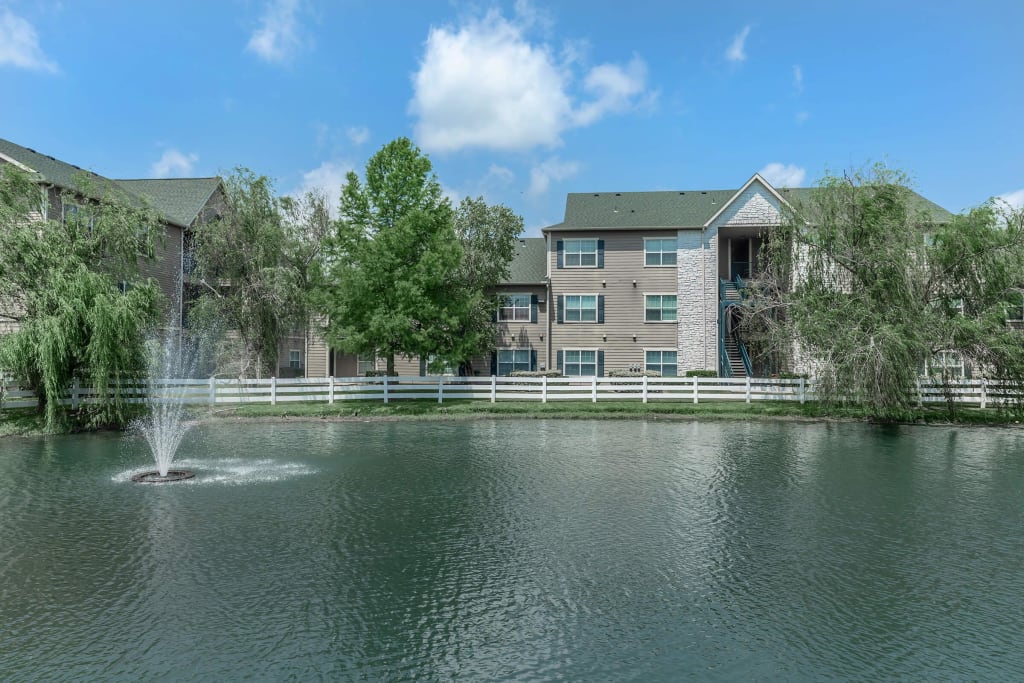 <p>Willow Lakes Apartments</p> inception-app-prod/NzA2NjE4ZGQtM2U1Yi00MTZlLTk4YTctMzViZmU1ODFiZjIx/content/2024/09/f6f6117f49519826699da4912e0006a848a0e3cf.jpg