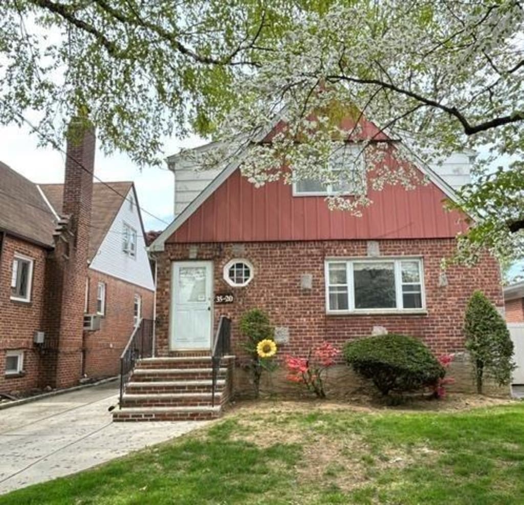 35-20 Corporal Kennedy St Bayside, NY 11361 inception-app-prod/NzEzZTkyYzUtOTI0NC00MjFhLWEyNTEtZTBhNWQwMDdkOGM2/content/2025/09/413517efe45c42c3246bb3d66377e7a398aaf919.jpg
