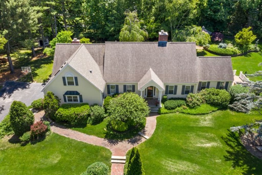 263 Morse Road, Sudbury, MA, 01776 inception-app-prod/NzU4ZjlhOTUtNzA1Zi00OTI1LWFmNTItNjA5ZmExNGY5ODhk/content/2021/12/2b12e52ae37fefec92e025dd4736f81ae09037d1.jpeg