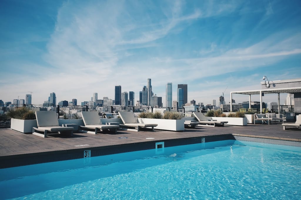 Spring 2026 DTLA Loft Market | Los Angeles Real Estate Guide inception-app-prod/ODVhOGFkNWQtYzZlOC00ZDA2LWIyMTAtZmIxNjU2YWYyYmM5/content/2026/03/67f3ee59d55431e3585f16419f8aa2cbfcaf586f.jpg