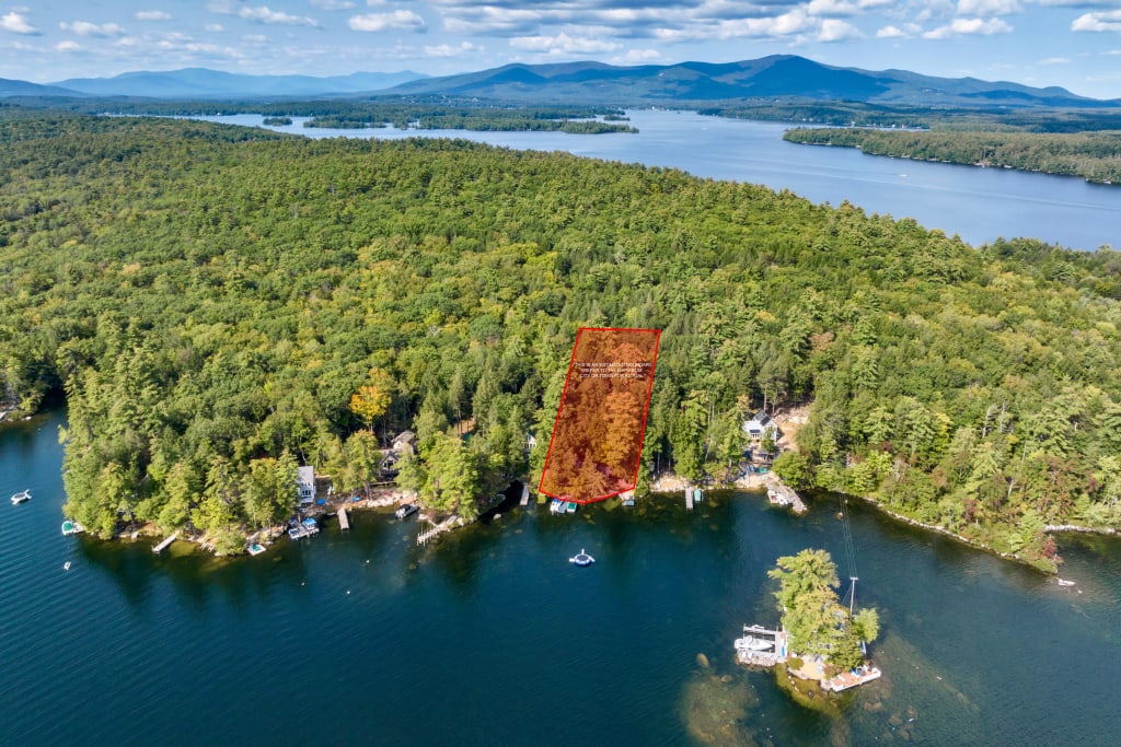 Cow Island on Lake Winnipesaukee inception-app-prod/ODZiMmU1ZmEtZjkzNC00YTZlLWI1ZWQtNWFlZmM5YmY1YTA4/content/2024/06/3e9bc9816dd1851ad120ac40ca2d8278f9c1af3f.jpeg