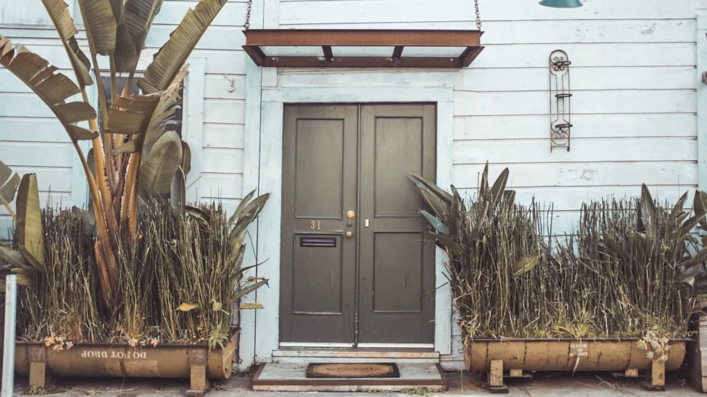 Is It The Right Time To Sell Your Home? inception-app-prod/OGE5N2U0M2QtODA2NC00YThjLThkY2ItNzMyNDlkZTQ5YTll/content/2023/02/aa1886822a0faaac19cfa42e71936261437edc5c.webp