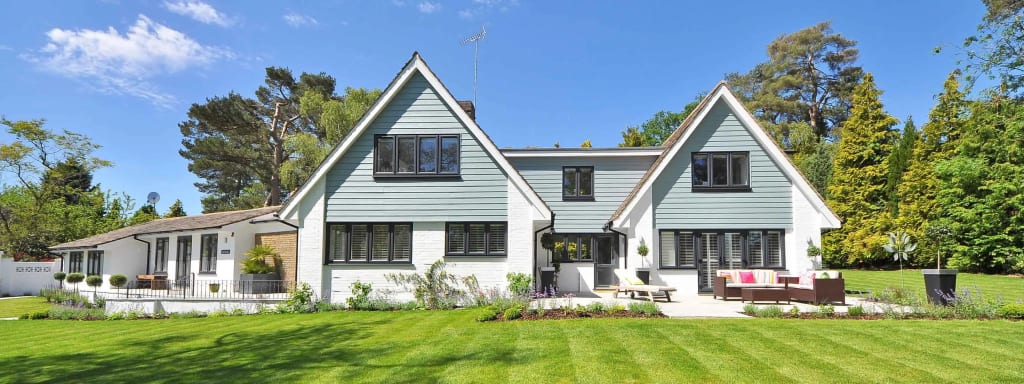 Transitioning to Autumn: Landscape Transition Guide inception-app-prod/OGQ5NTM2MjctN2EzNC00ZDYyLTkzMzktMzJiZjRkYTlhODhl/content/2023/08/c34b6c8afd18452ee8476448835a7e82cb003e00.jpg