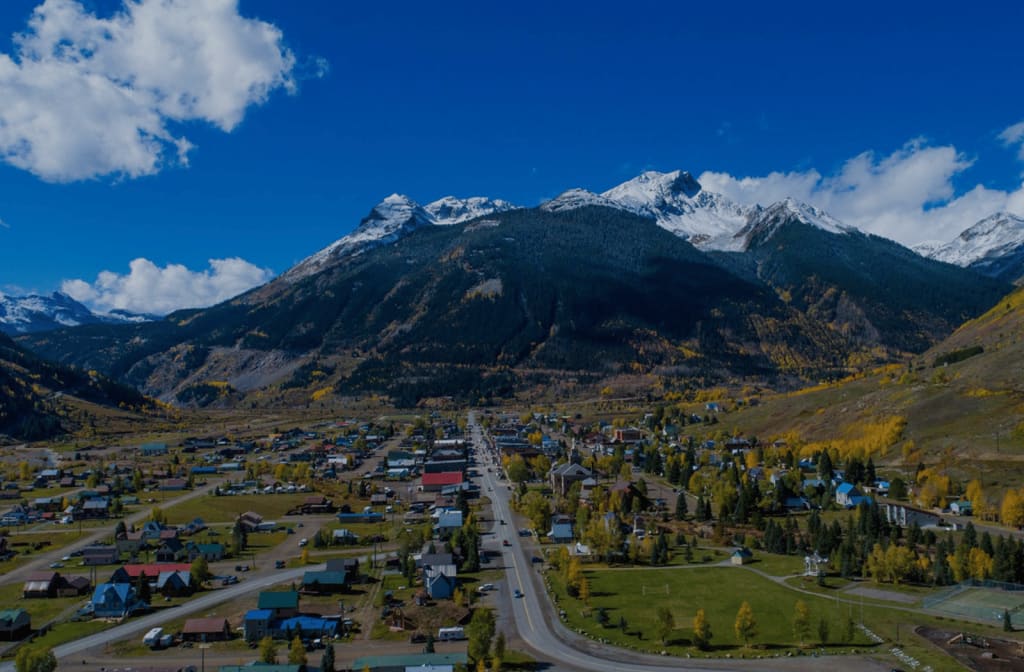 The Stories Behind Silverton's Mountain Names inception-app-prod/OTEzZmQxMWYtMjZiOC00N2JmLTg5OGItMjYxMTU1NDNhYmUz/content/2026/04/608dfa5727149792daa0c54a0fdc5e7d56a347f6.png