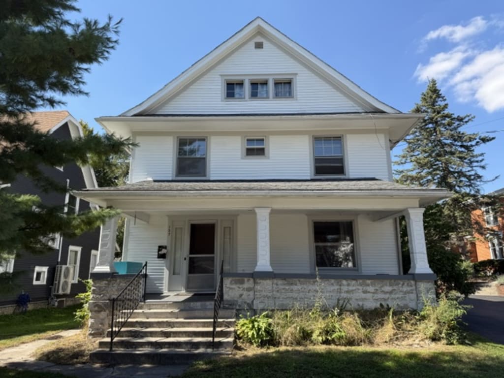 127 N. Grove St., Bowling Green, OH 43402 inception-app-prod/OTM4MDZiYTQtNmYyOC00MjFiLTk0OWUtMmE5MmY0MDNkMTQ1/content/2026/10/6a09219f4408fad2a9fbc7412a3b6fef5b759080.jpeg