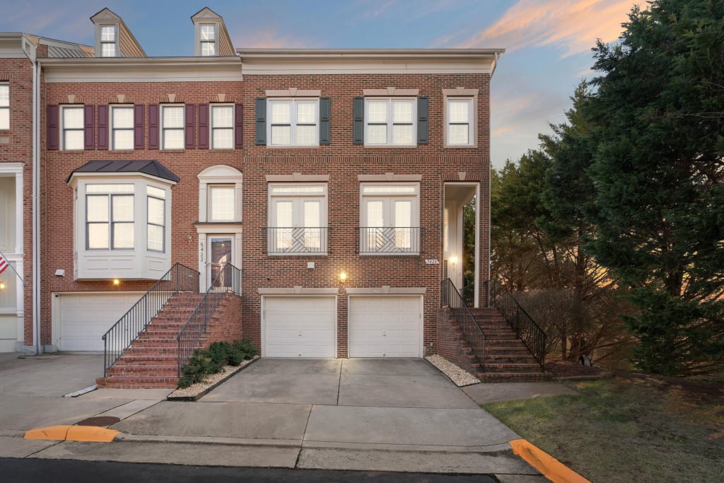 4 Tips To Make Your Strongest Offer on a Home inception-app-prod/OWFiYWNkODEtMzc4MC00MmY2LWFiODgtMmE4ZGNhNmJmM2U4/content/2024/03/26b85a096afa1c513feaf7c830b1548dcabcb5f7.jpeg