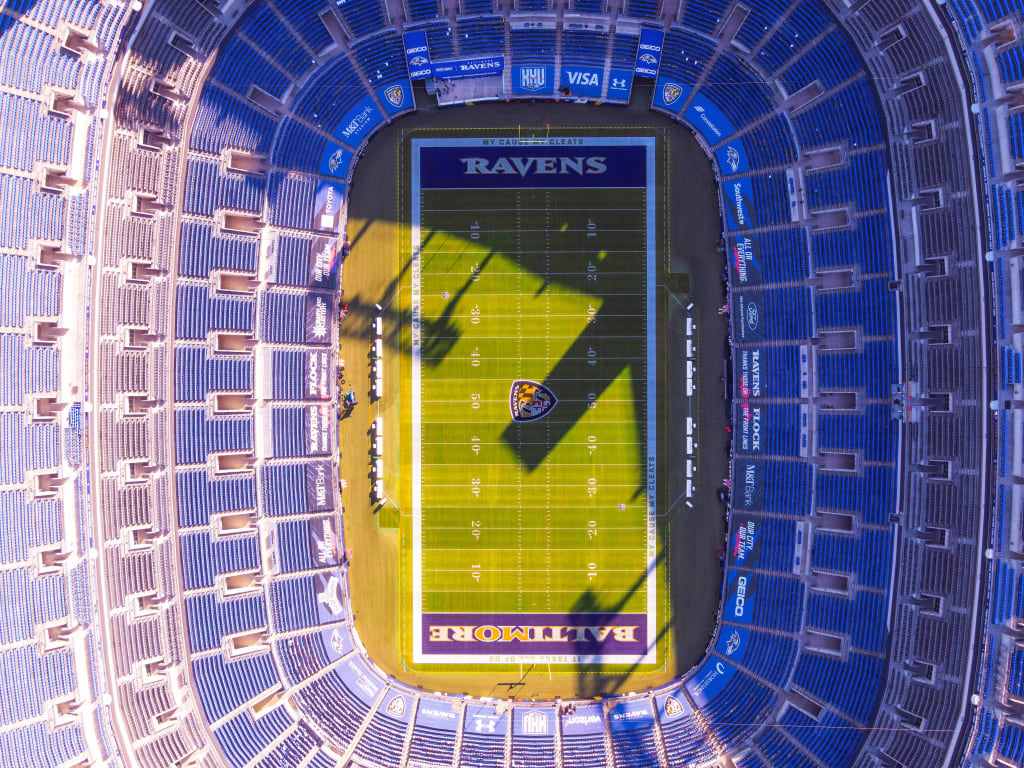 The Baltimore Ravens Football Team Game Day Experience: A Guide for Fans inception-app-prod/OWU1YTJhMTYtYTVmYS00MTI5LThiMjYtMGNhNzRhNWIyODM0/content/2023/02/915a7de2a2a0095f1ca19aca4dcae6407311870a.jpg