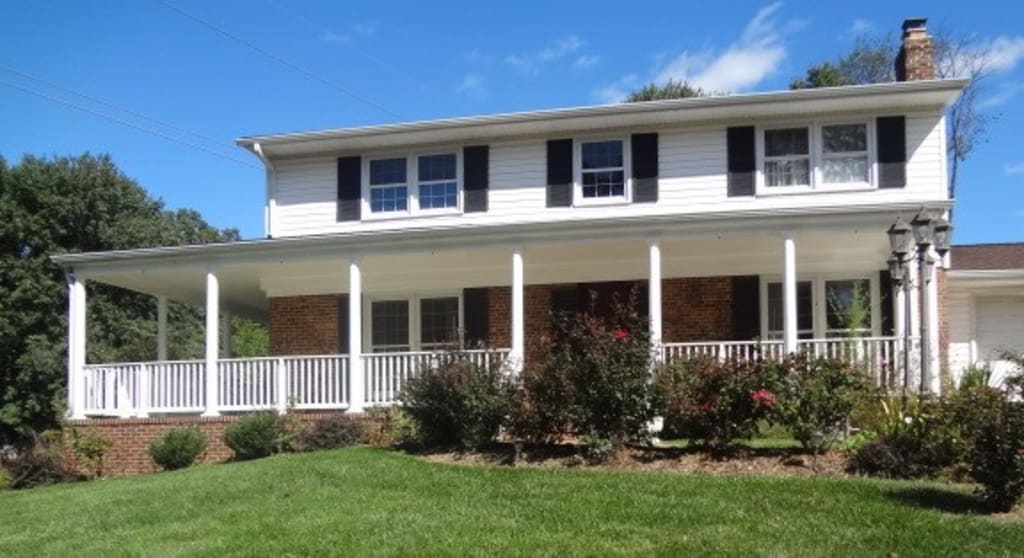 inception-app-prod/OWYwMGZjYzktY2EzYi00NTViLTlmNjAtM2E3M2ZiMGIyYTky/content/2017/09/Exterior Front A-2.JPG