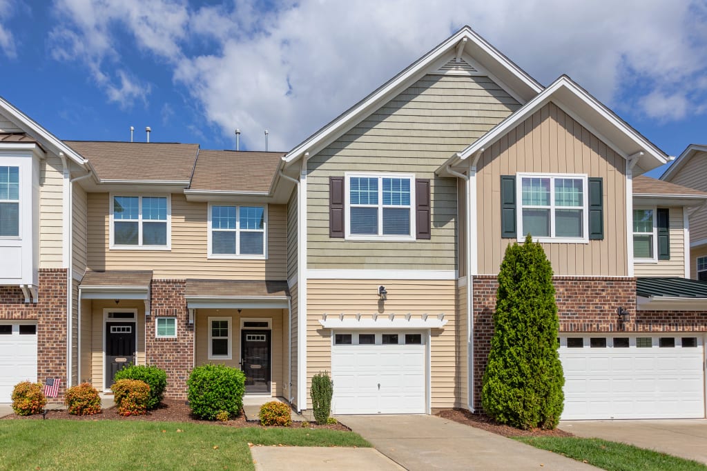 Raleigh (Brier Creek) | 7238 Ladbrooke St inception-app-prod/Y2I4NTQ5ZjEtYTc0Zi00ODAyLWJhNzUtNDYzYTU5MTJlNjdm/content/2023/10/748ba0394c0d6ef70fc1cf2e5a74021c3105e228.jpg