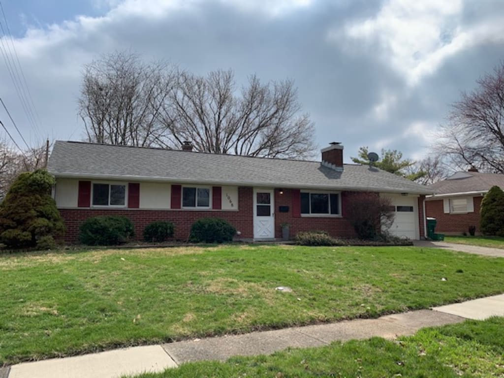 Ullery Real Estate, another one "Pending"!!! inception-app-prod/Y2I4OTEwYzEtZTkwZS00MDE1LWEzMmQtOTMwMzE0NzNlOTVj/content/2020/04/richview--2.jpg