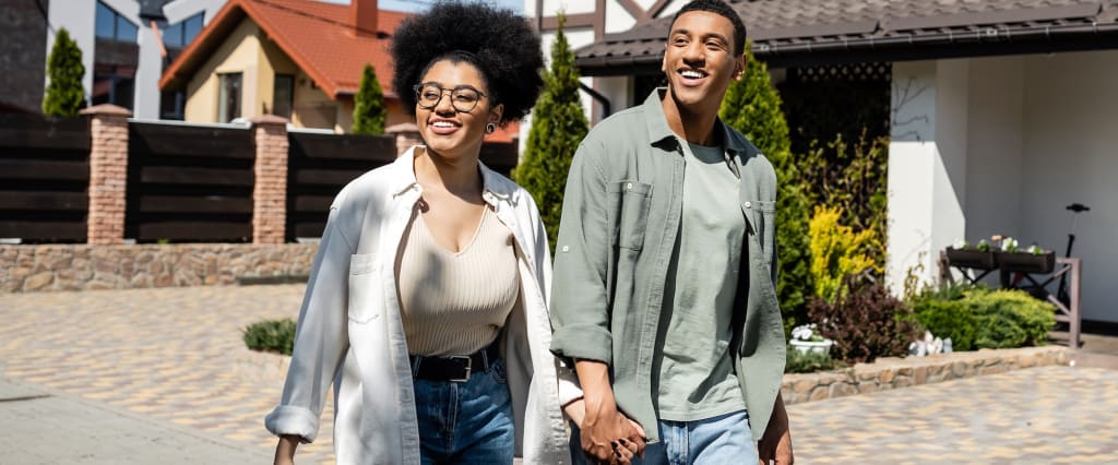 Is Now the Right Time to Buy a Home? Here's What You Need to Know inception-app-prod/Y2IxOWUxYzYtMjlmOS00Njc3LTk2NzktMGJiNmU1ZjhlMzVj/content/2025/08/dd1580e806dbeda146d7e7c5b51e038e99e1336f.jpg