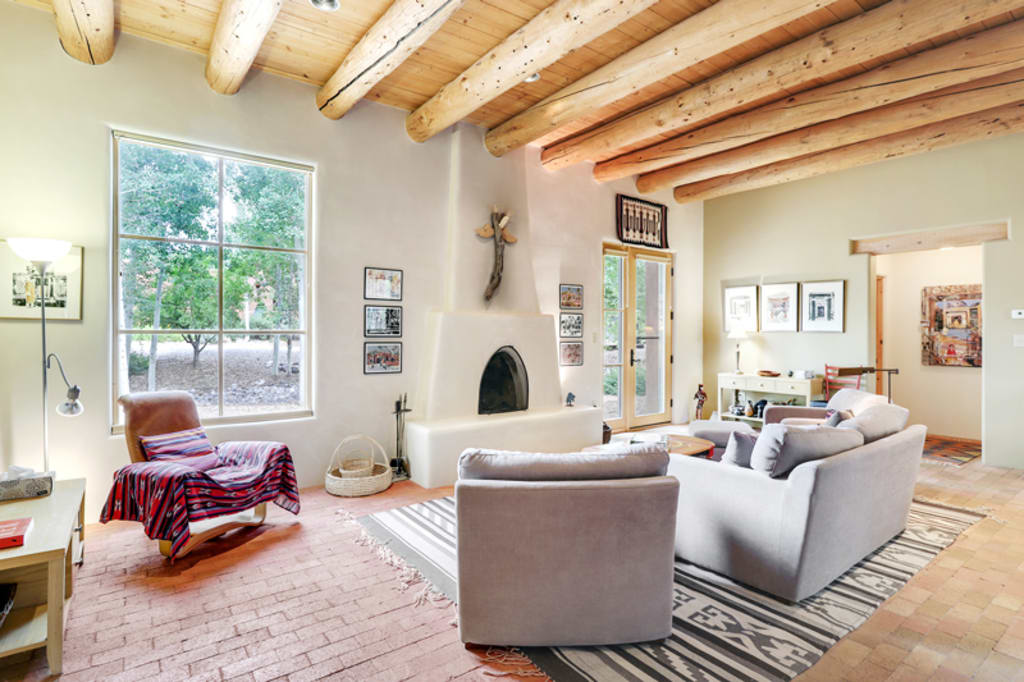 NEW MEXICO REAL ESTATE GROUP | ABIQUIU inception-app-prod/YTFhMjY2NTctZTkwYS00NGRmLThjZTctNDFlNjg3MzNjNTI0/content/2023/07/fa91e4d41832f6df004ce66f63090f0dfb6206d3.jpg